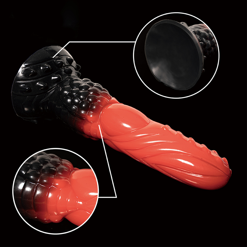 Dunkler Monsterdildo, k&uuml;nstlicher Sauger, gro&szlig;er Penis 
