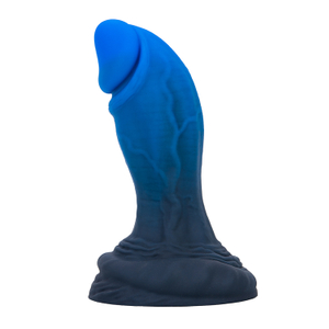Giochi per adulti con plug anale lungo con dildo