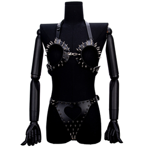 Set di bondage BDSM gotico per adulti Dispositivo di gioco di ruolo fetish con bondage con imbracatura e scenari fantasy di schiavi SM