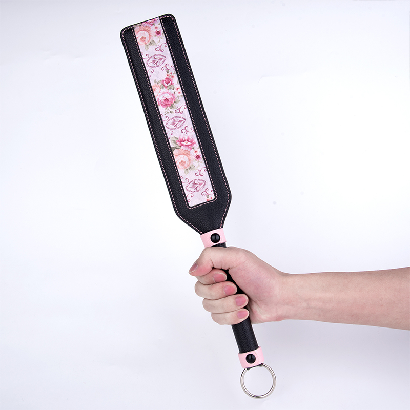 Hochwertiges Gothic-Spanking-Paddel aus schwarzem Leder mit Gewichten, Fetisch-SM-Sexspielzeug f&uuml;r Paare